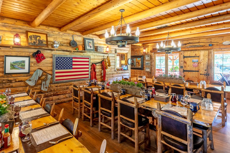 Lodge Dining Area