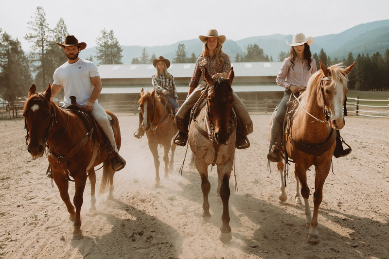 Equestrian lessons for all skill levels