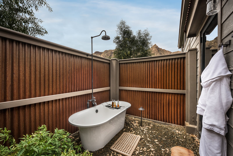 Sky View Outdoor Bath Tub