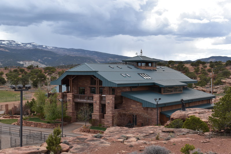 Cougar Ridge Lodge