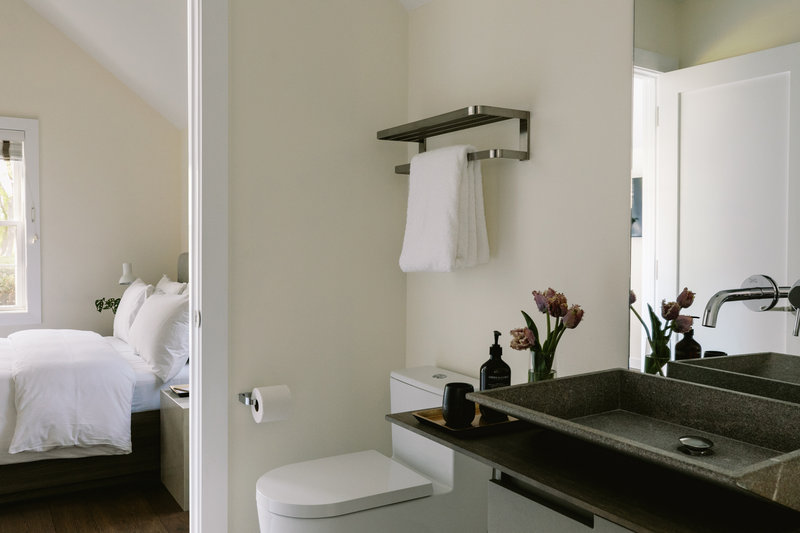 Modern Bathroom with European Vanity