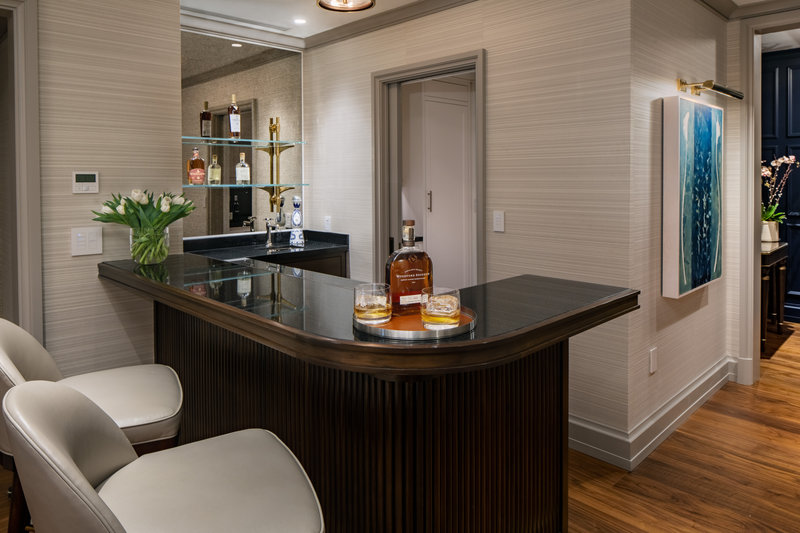 Presidential Suite Kitchen Bar