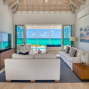 Three Bedroom Peninsula Oceanfront Coral Villa Living Area View